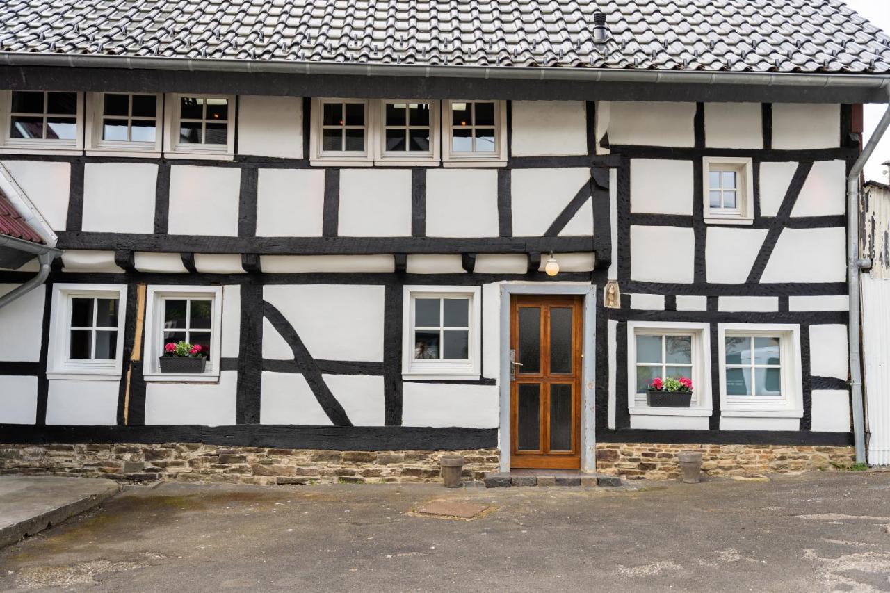 Haus Zum Ring * Adenau