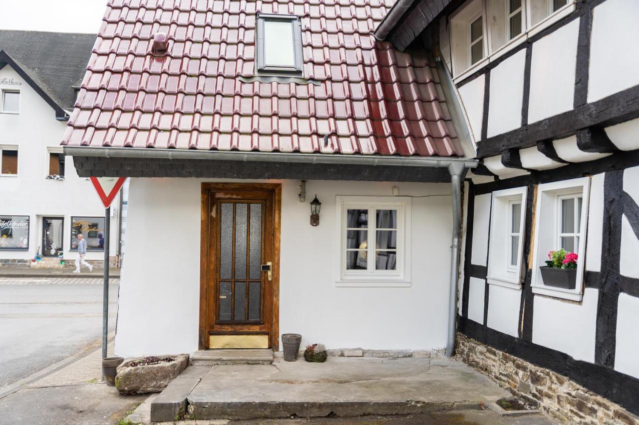 Haus Zum Ring * Adenau